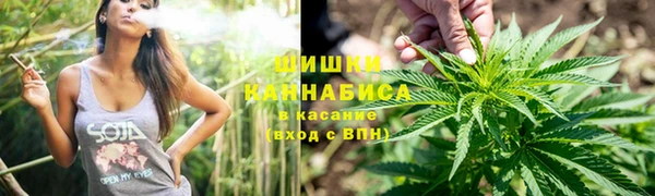 прущий лед Остров
